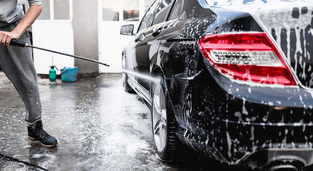 Rửa xe ô tô chuẩn quốc tế